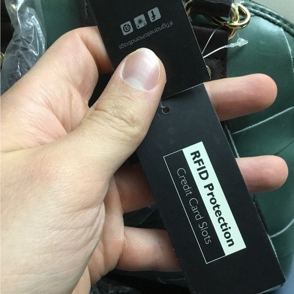 TIGNANELLO VIENNA WOVEN GREEN LEATHER SMALL DOME SATCHEL HAND/ CROSSBODY BAG - Picture 4 of 13